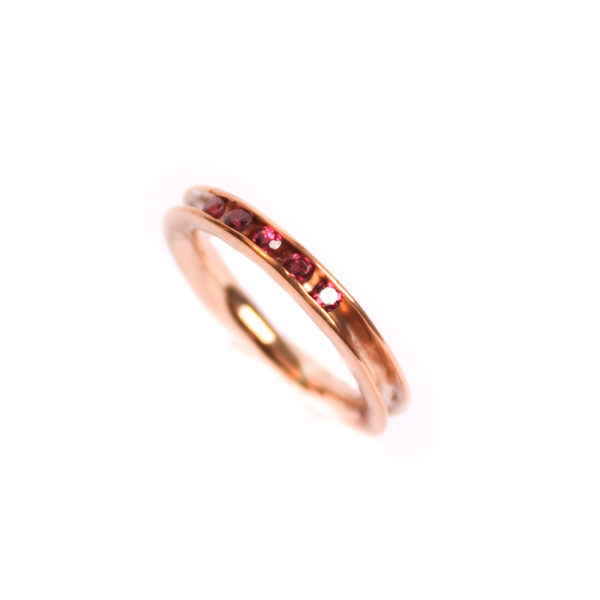 Rose gold and Indian garnet forged ring - Image 4