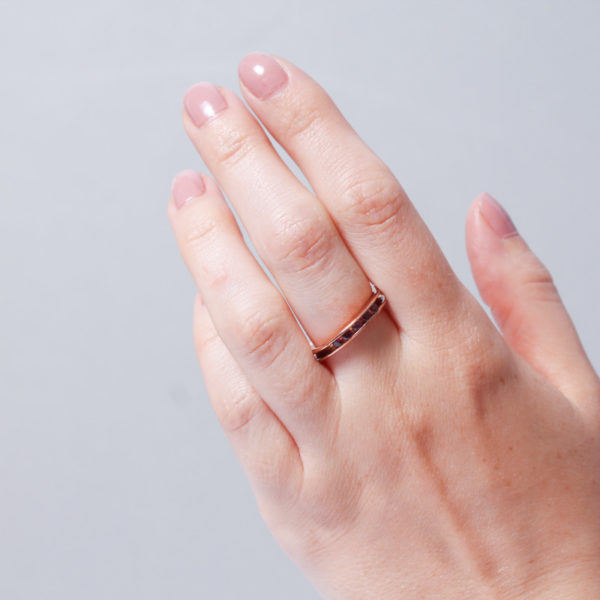 Rose gold and Indian garnet forged ring - Image 3